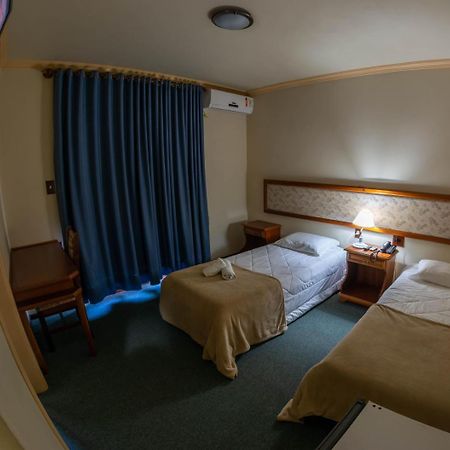 Via Genova Parque Hotel Serafina Corea Esterno foto
